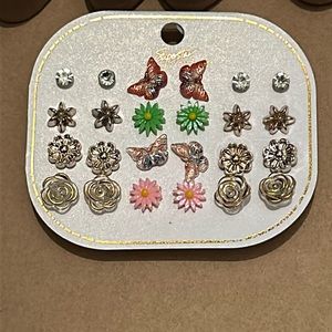 Set 12 earrings